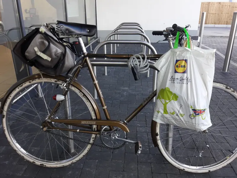 Raleigh Esquire2.webp