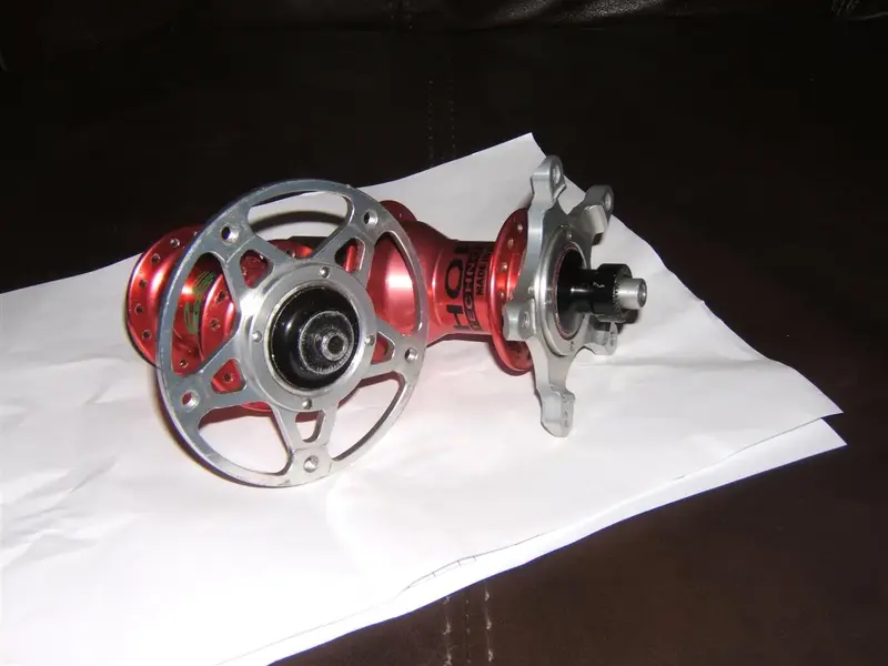 Hope bulb 5 bolt 002 (Large).JPG
