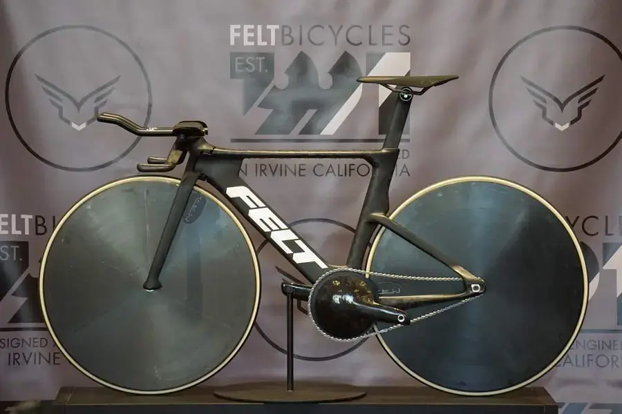 Felt-TA-FRD-olympic-track-bike01.webp Felt-TA-FRD-olympic-track-bike01.webp