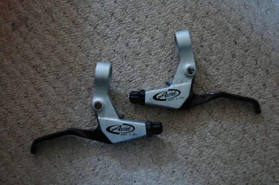 Avid levers.webp