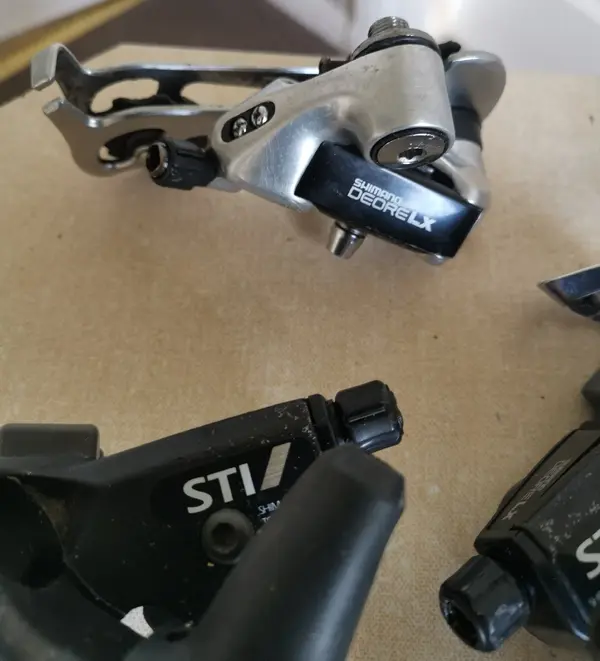 Moyeux Shimano Deore LX - Vélos