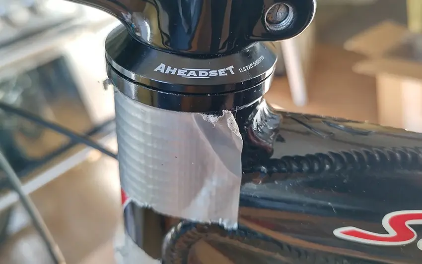 Tange headset 2.webp
