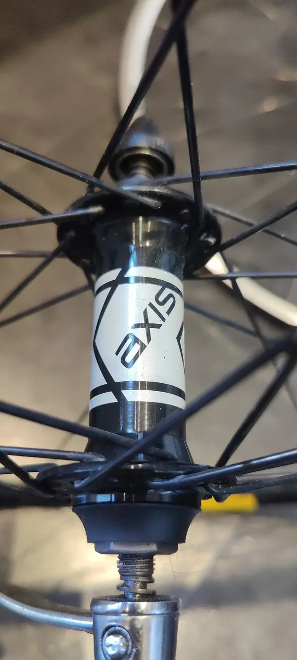 Sold Specialized Axis Classic 700c rim brake wheels Retrobike