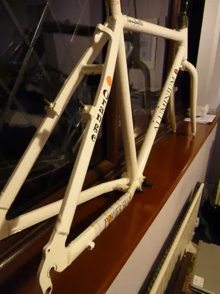 aluminium O frameset.webp