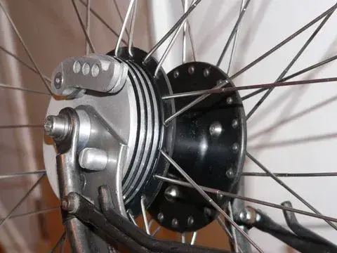 front_hub_brake_1_111.webp