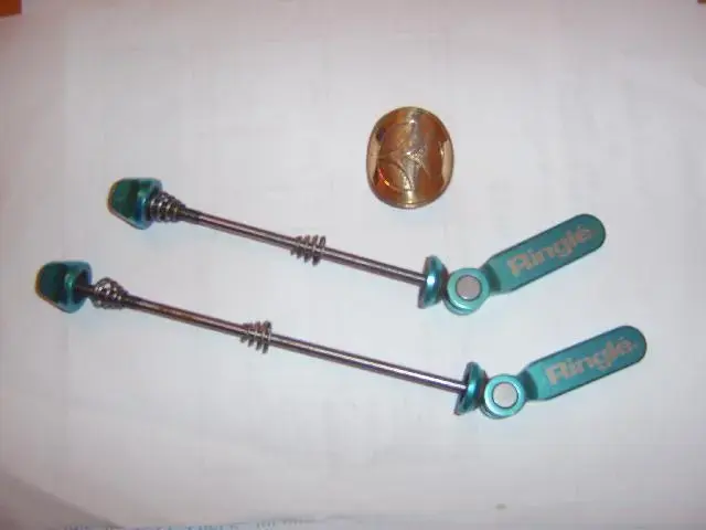 ringle twisters 001.webp