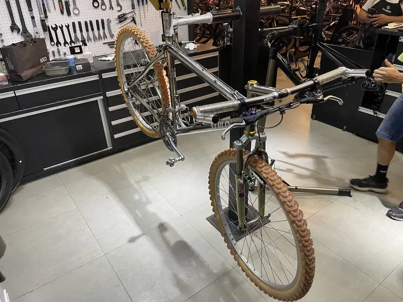 1995 Merlin XLM Cockpit.jpeg