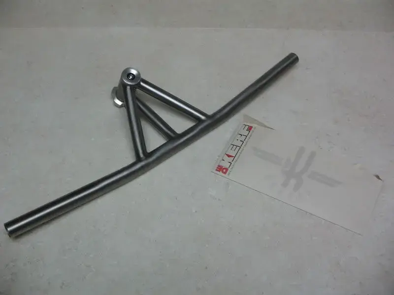 Dekerf_bar+stem.webp
