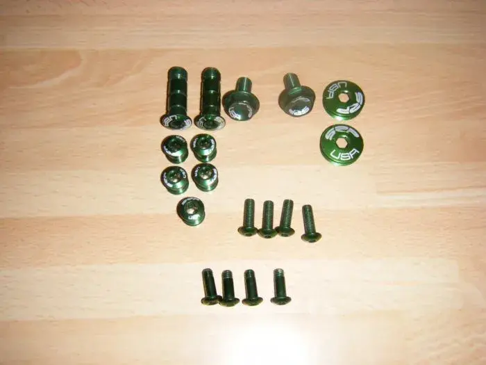 Green kit.webp