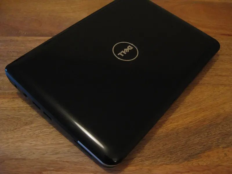dell1.webp