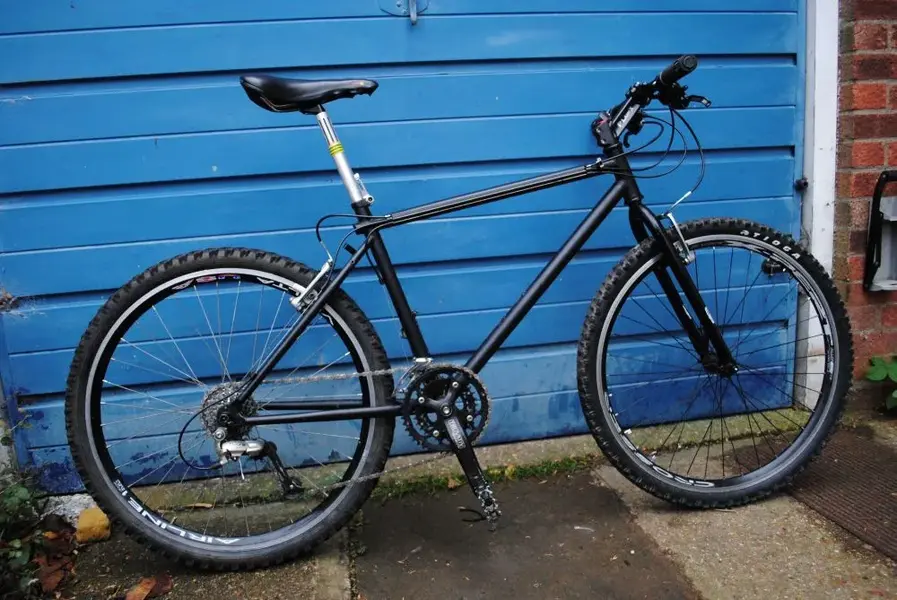 Saracen Kili stealth.webp