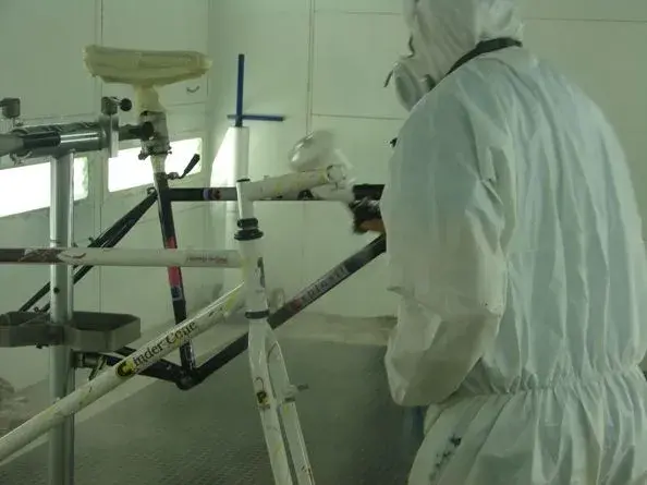applying the clear coat.webp