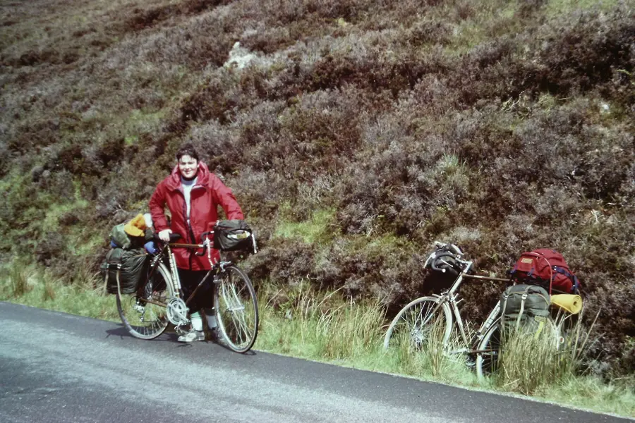 ABZ-Biketour81-17-4seasons1day02.webp