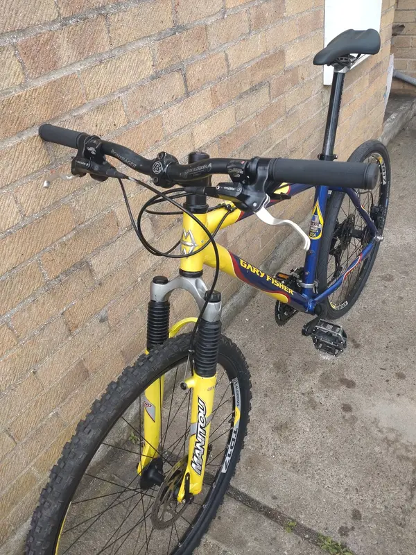 Sold Refurbished 2003 Gary Fisher Marlin 17.5 Mountain Bike w Manitou Six Forks 27 Speed Retrobike
