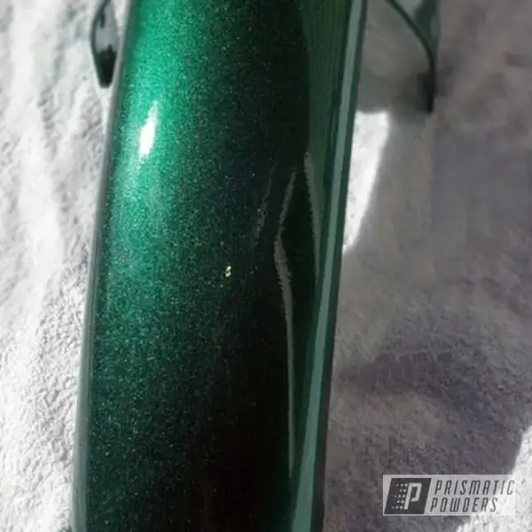 illusion-green-over-super-chrome-with-clear-vision-top-coat.webp