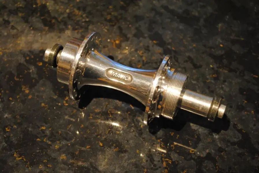 Mavic 501 32h rear hub.webp