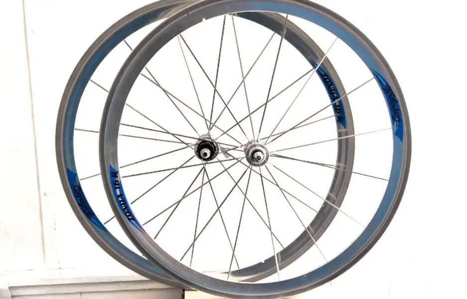 Campagnolo wheelset sale deals