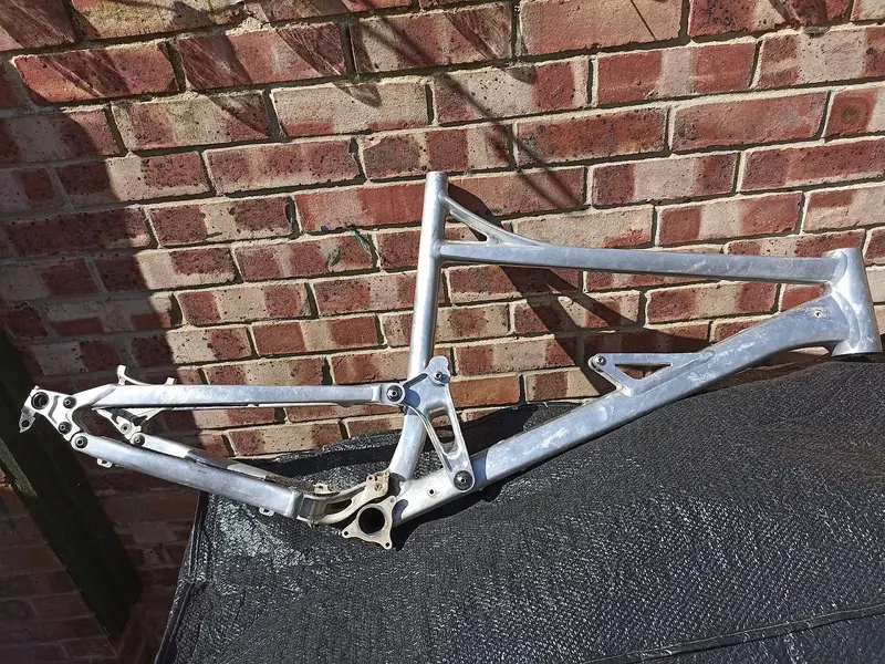 2012 Carver ICB01 27.5 XL.webp