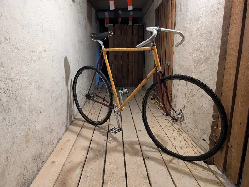 Quinns bikes edge lane hotsell