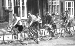 Peter Symonds. Cycling Group 1952.webp