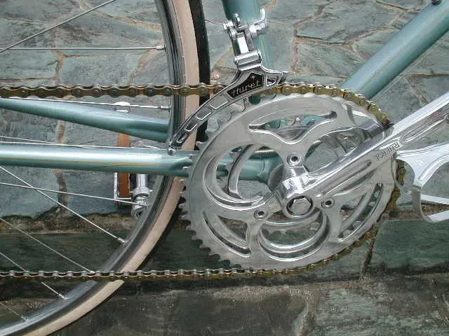 RHcranksection-2897063798.webp