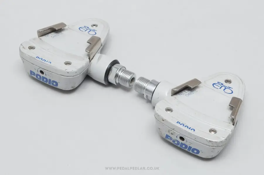 U-PD-C22C-Eddy-Merckx-Podio-Classic-Clipless-Pedals1_2048x.webp