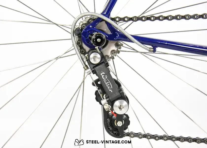 team-raleigh-sbdu-lightweight-bike-1980s-7_1080x.webp