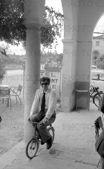 1732161760436.webp