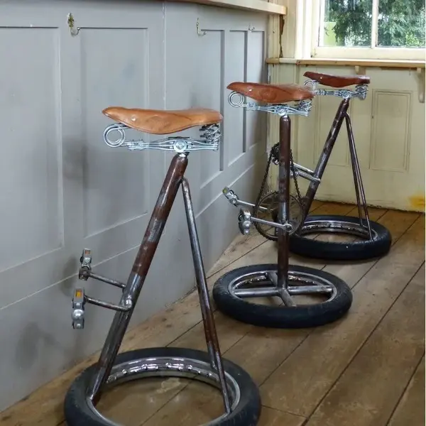 bike-stool-426982064.webp