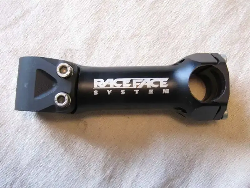 Race Face Stem 1.webp