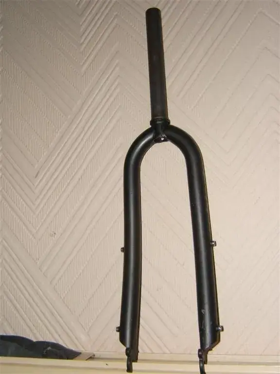 Rigid disc fork 395mm 002 (Large) (Large).webp