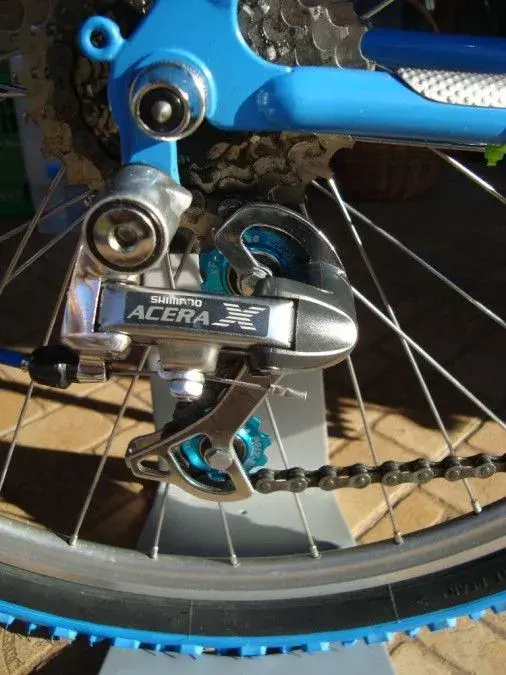 pulleys blue.webp