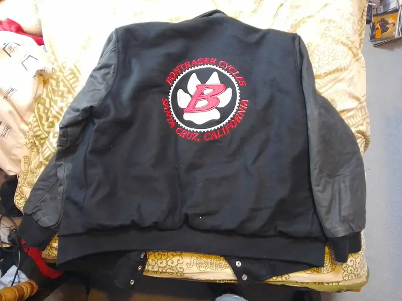 Coat4.jpg