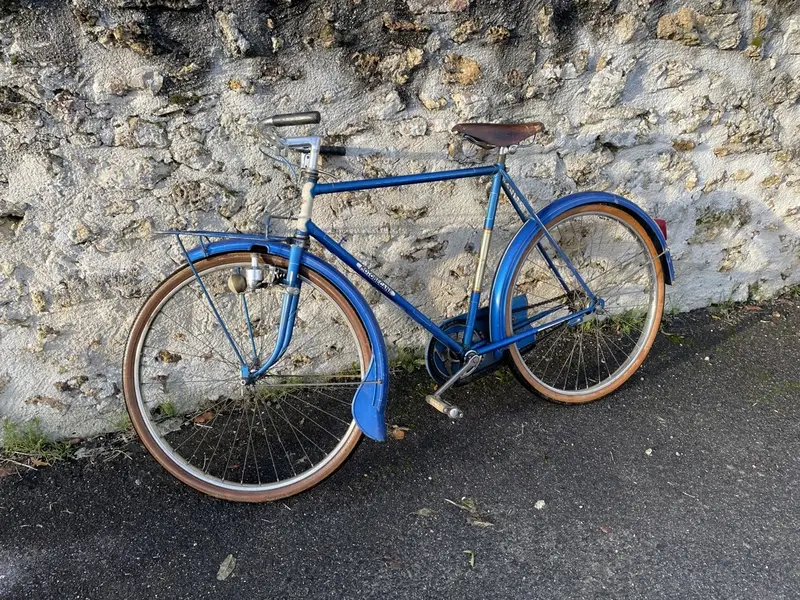 MBPORTEUR2.jpg