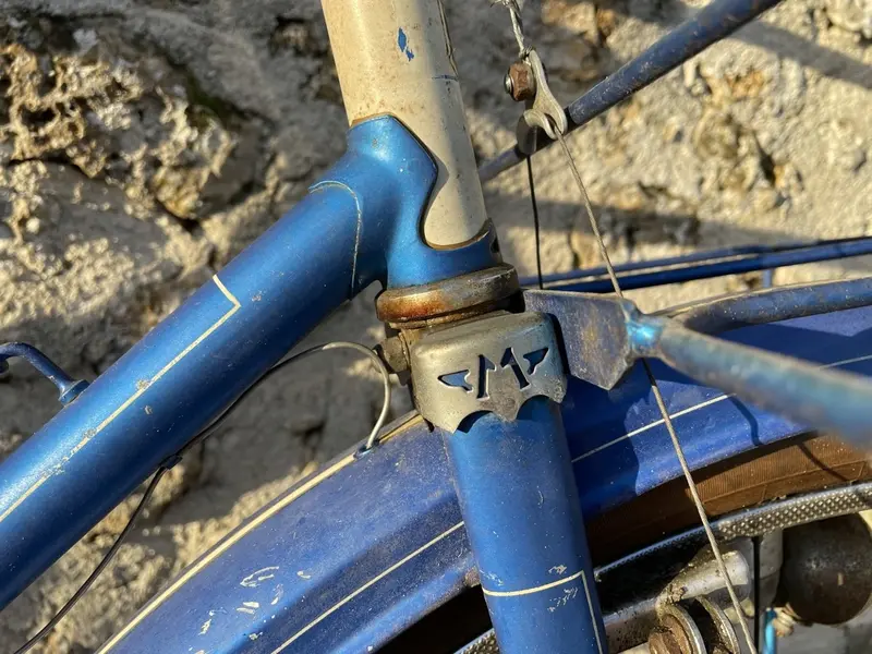 MBPORTEUR9.jpg