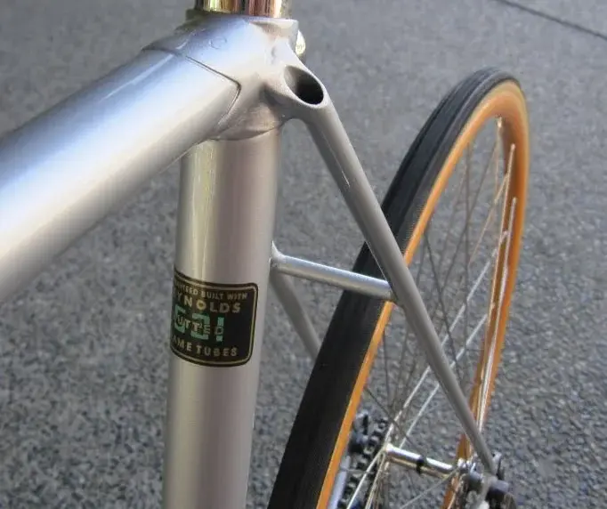 vintage-cinelli-stays.webp