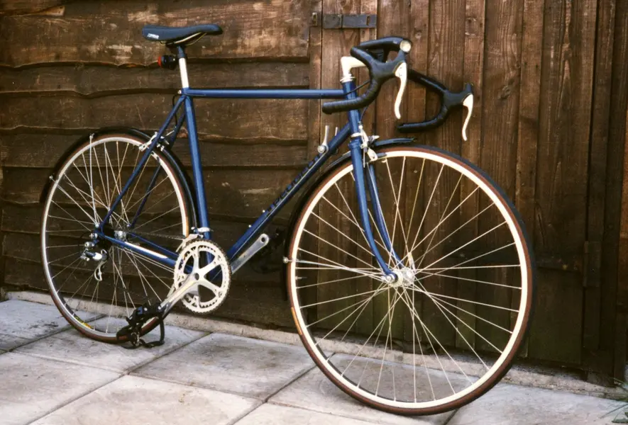 PEUGEOT (2).jpg