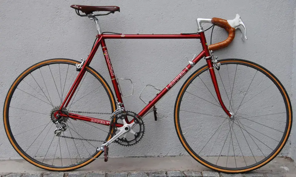complete_bike_RH.webp