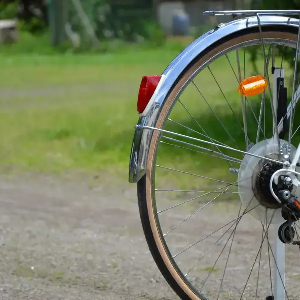 veloancienpeugeot.webp