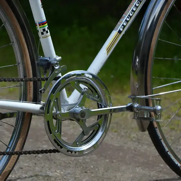 veloannees70peugeot.webp