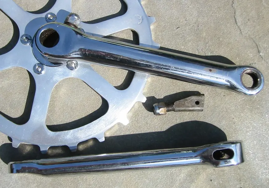 WedgelockTubularCranks1.webp