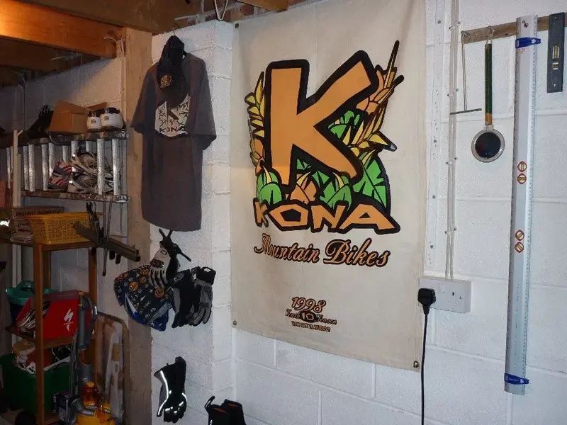 bikes garage 004.webp