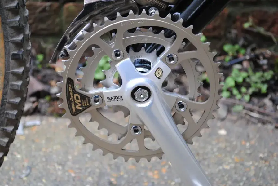 Suntour XC Pro chainset.webp