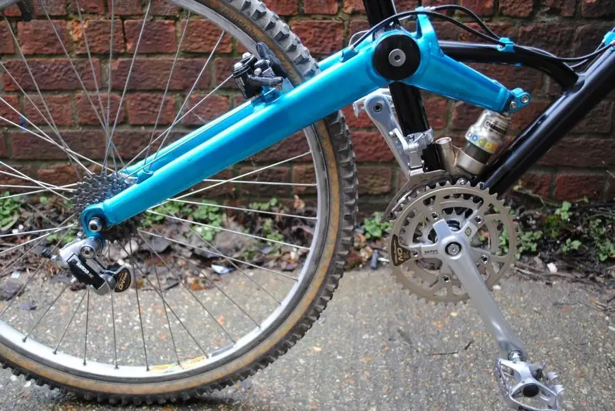 Suntour XC Pro.webp