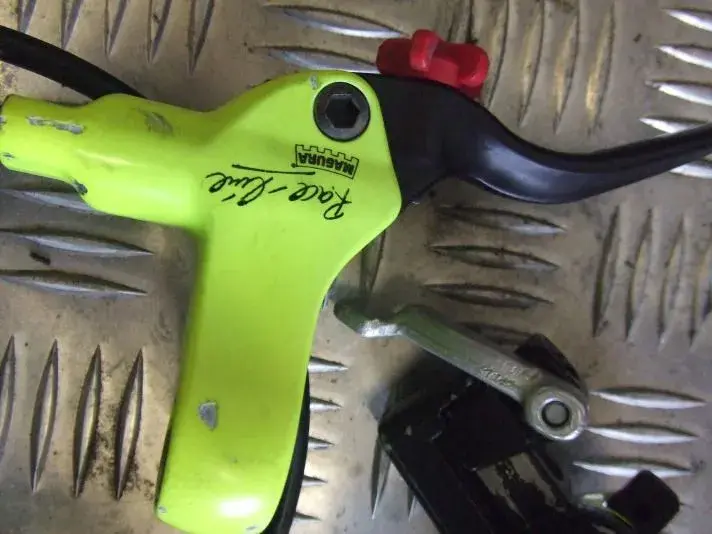 magura HS33 (6).webp