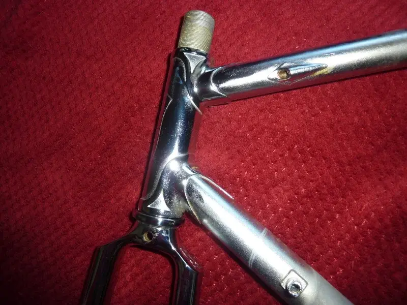 Giles Berthoud chrome 25.webp