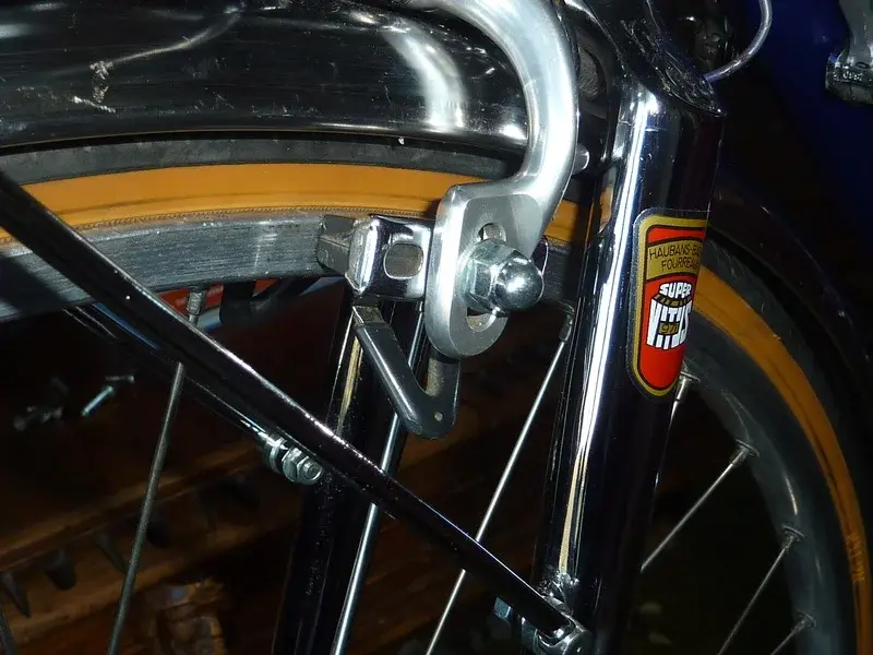 Giles Berthoud chrome 40.webp
