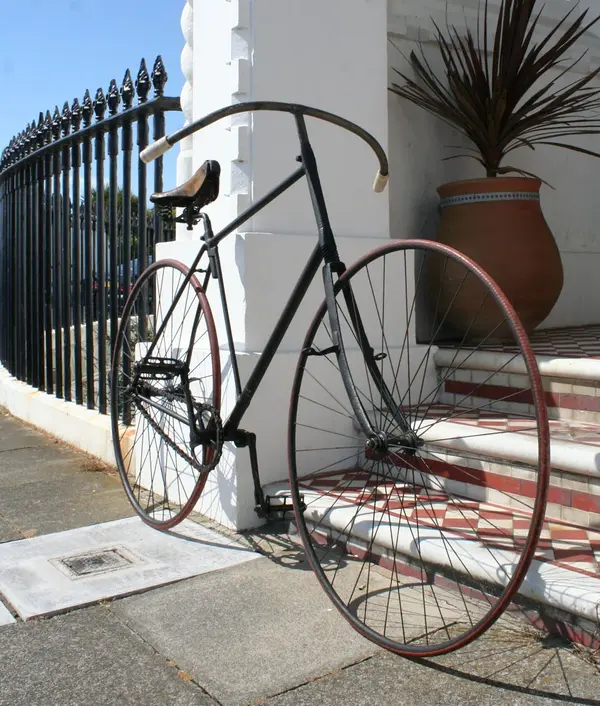1890_Raleigh_02.webp