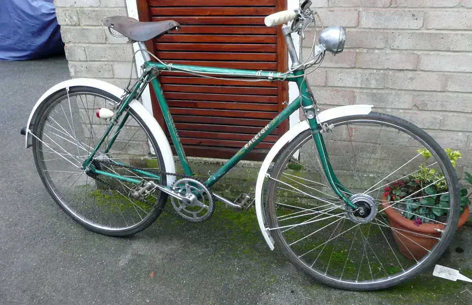 Raleigh Lenton sports 1951 1.webp