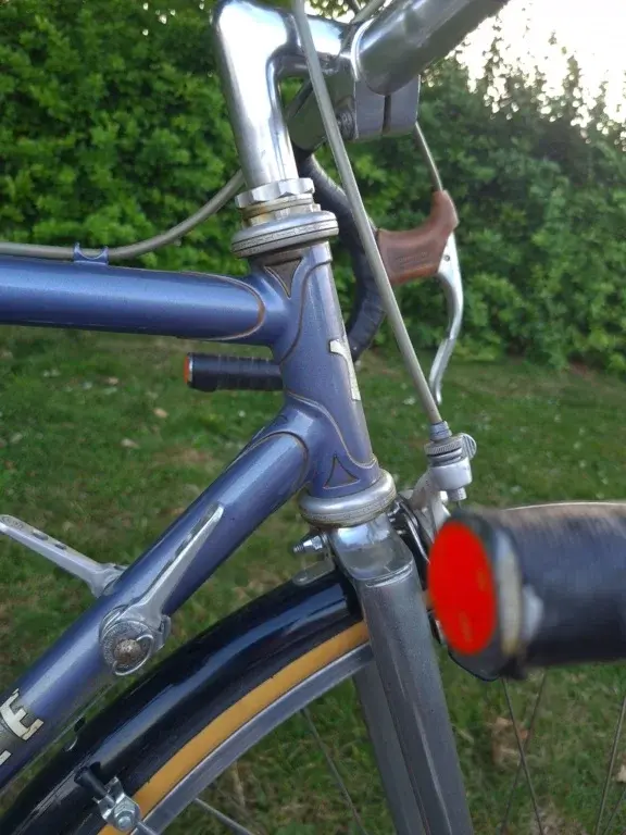 bicyfrance4.webp bicyfrance4.webp